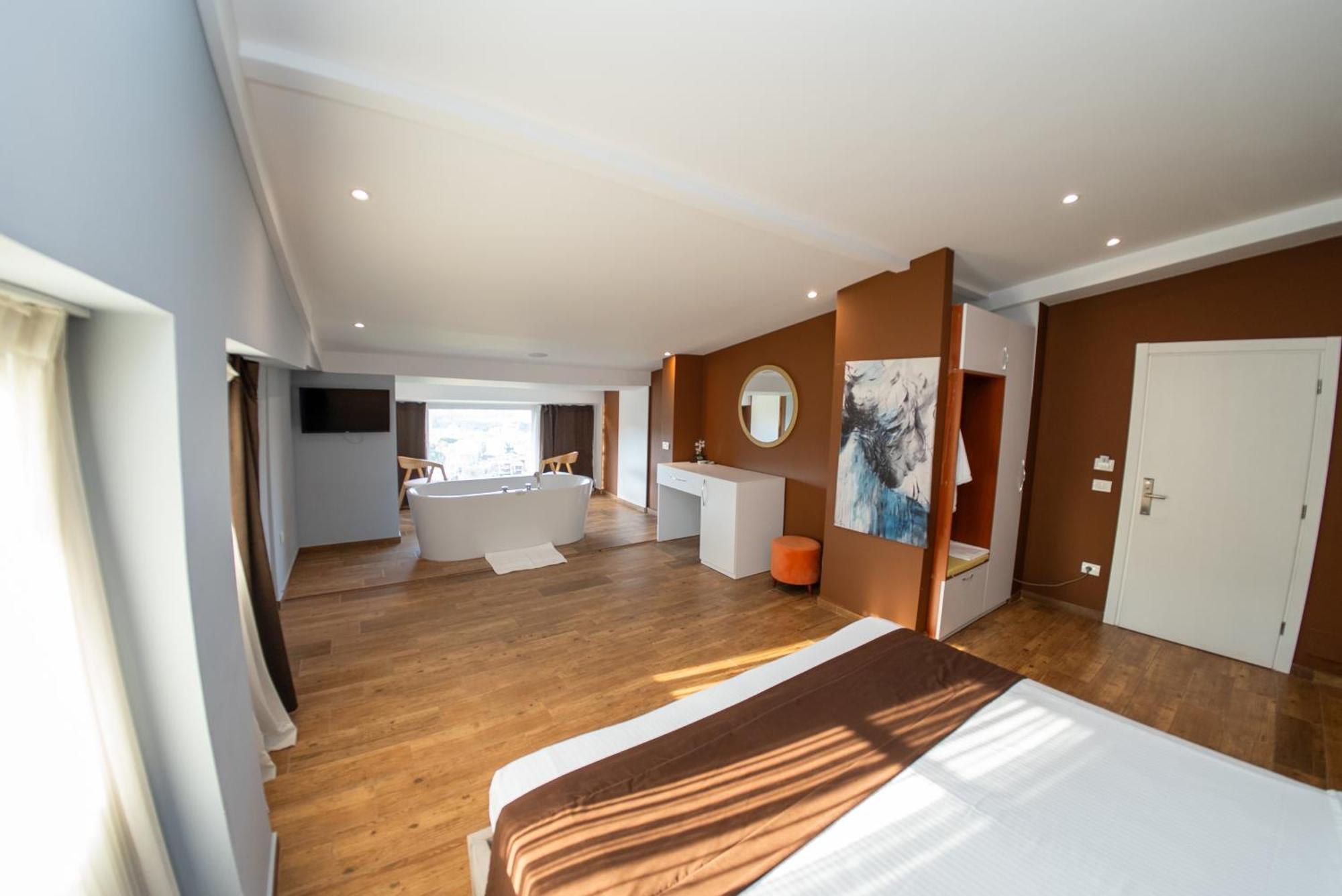 Olivar Hotel Tirana Selitë e Vogël Zewnętrze zdjęcie
