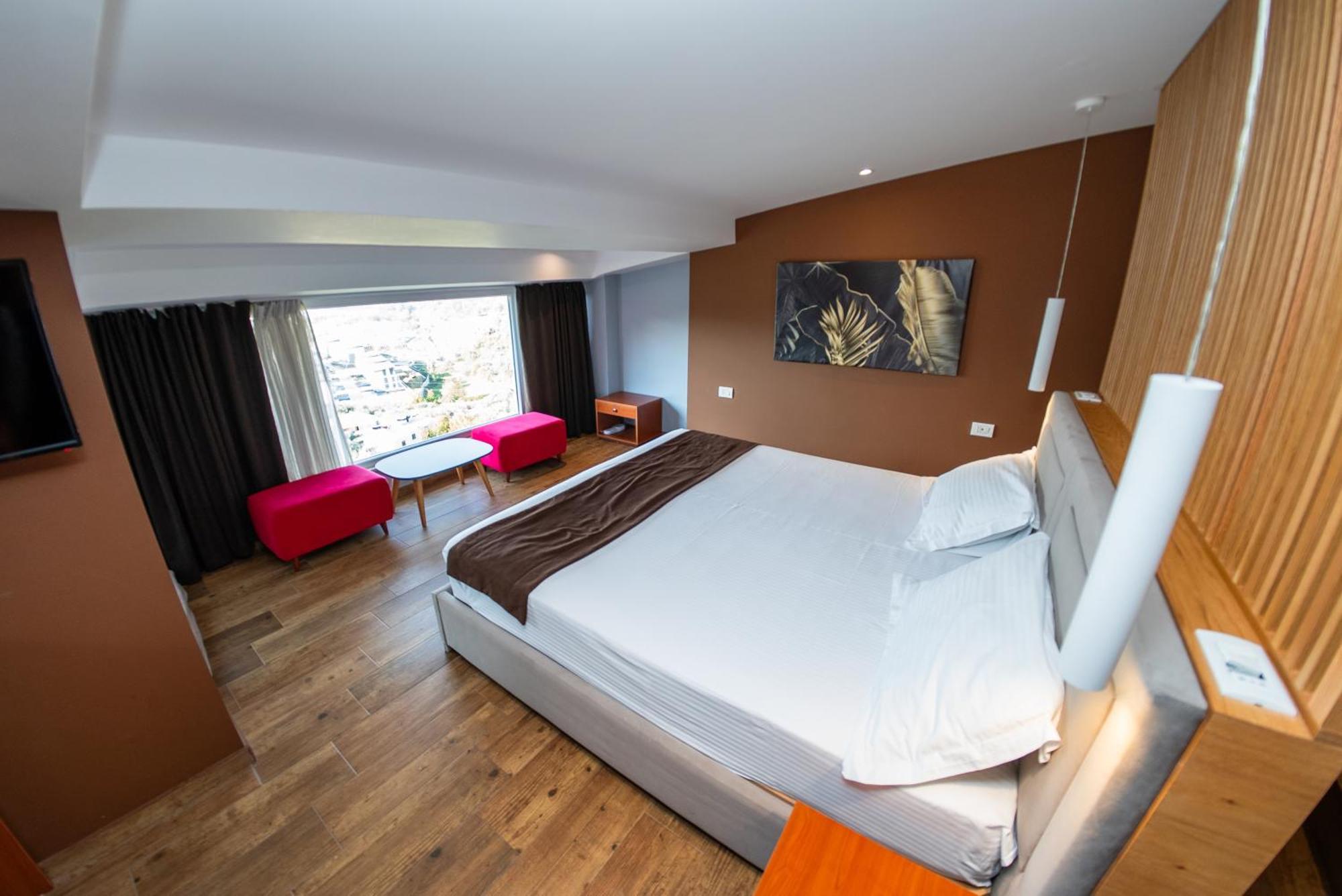 Olivar Hotel Tirana Selitë e Vogël Zewnętrze zdjęcie