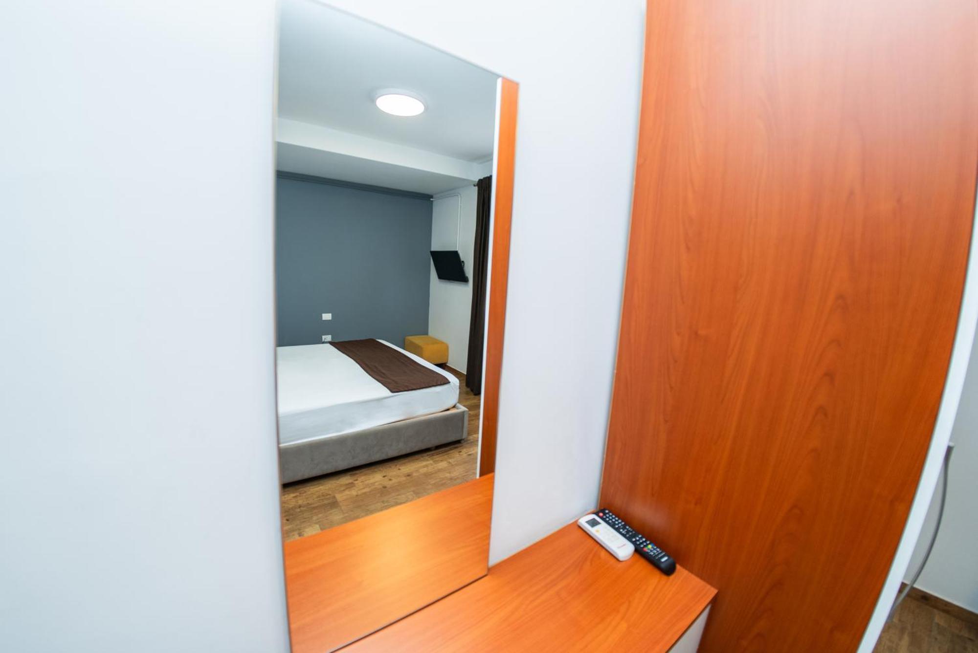 Olivar Hotel Tirana Selitë e Vogël Zewnętrze zdjęcie