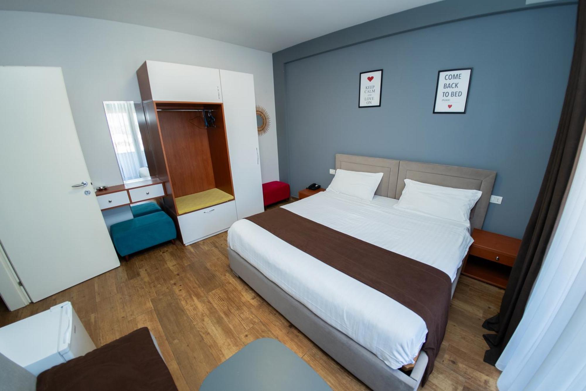 Olivar Hotel Tirana Selitë e Vogël Zewnętrze zdjęcie