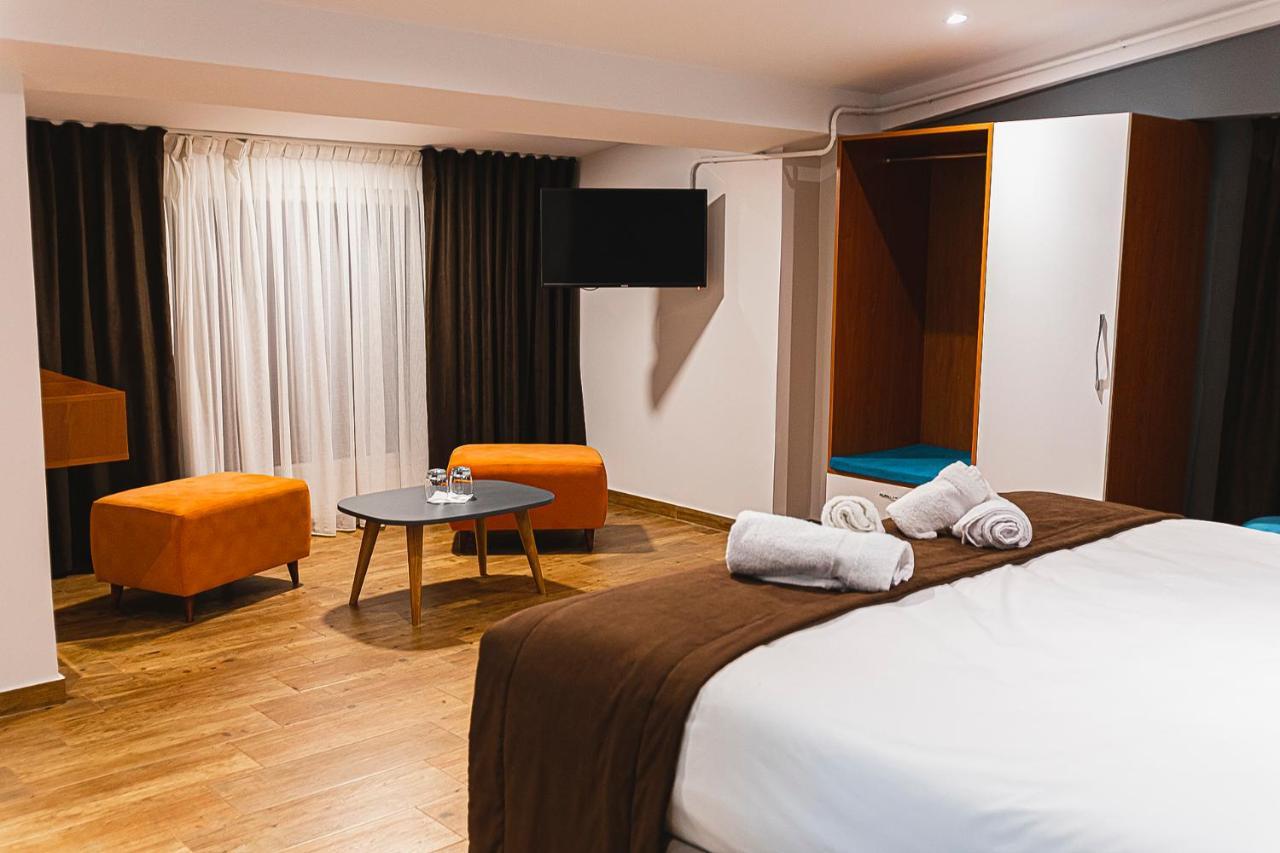 Olivar Hotel Tirana Selitë e Vogël Zewnętrze zdjęcie